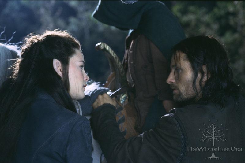 Arwen Aragorn'u İkna Ediyor