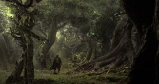 Fangorn Ormanı'nın derinliklerinde yer alan kadim Ent Ağaçsakal, Merry ve Pippin ile birlikte.