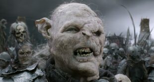 Gothmog Pelennor Çayırları Savaşı sırasında Mordor ordularını yönetiyor.
